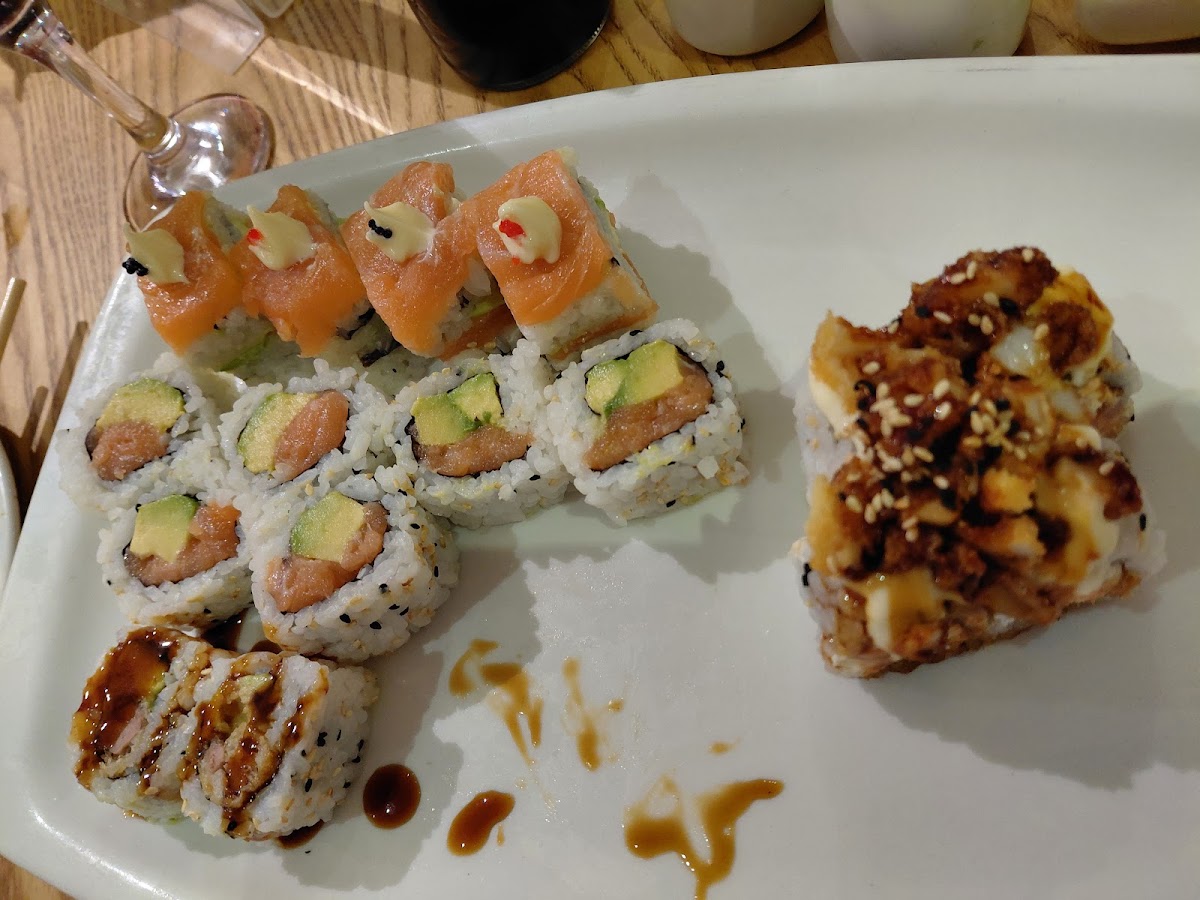 Yang Yang Chinese Restaurant & Sushi Bar-3