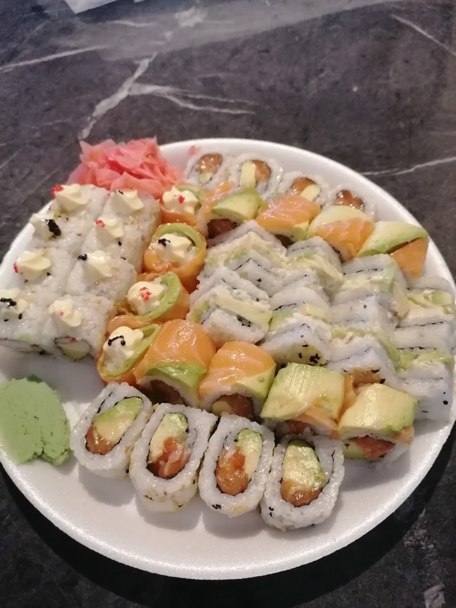 Yang Yang Chinese Restaurant & Sushi Bar-9